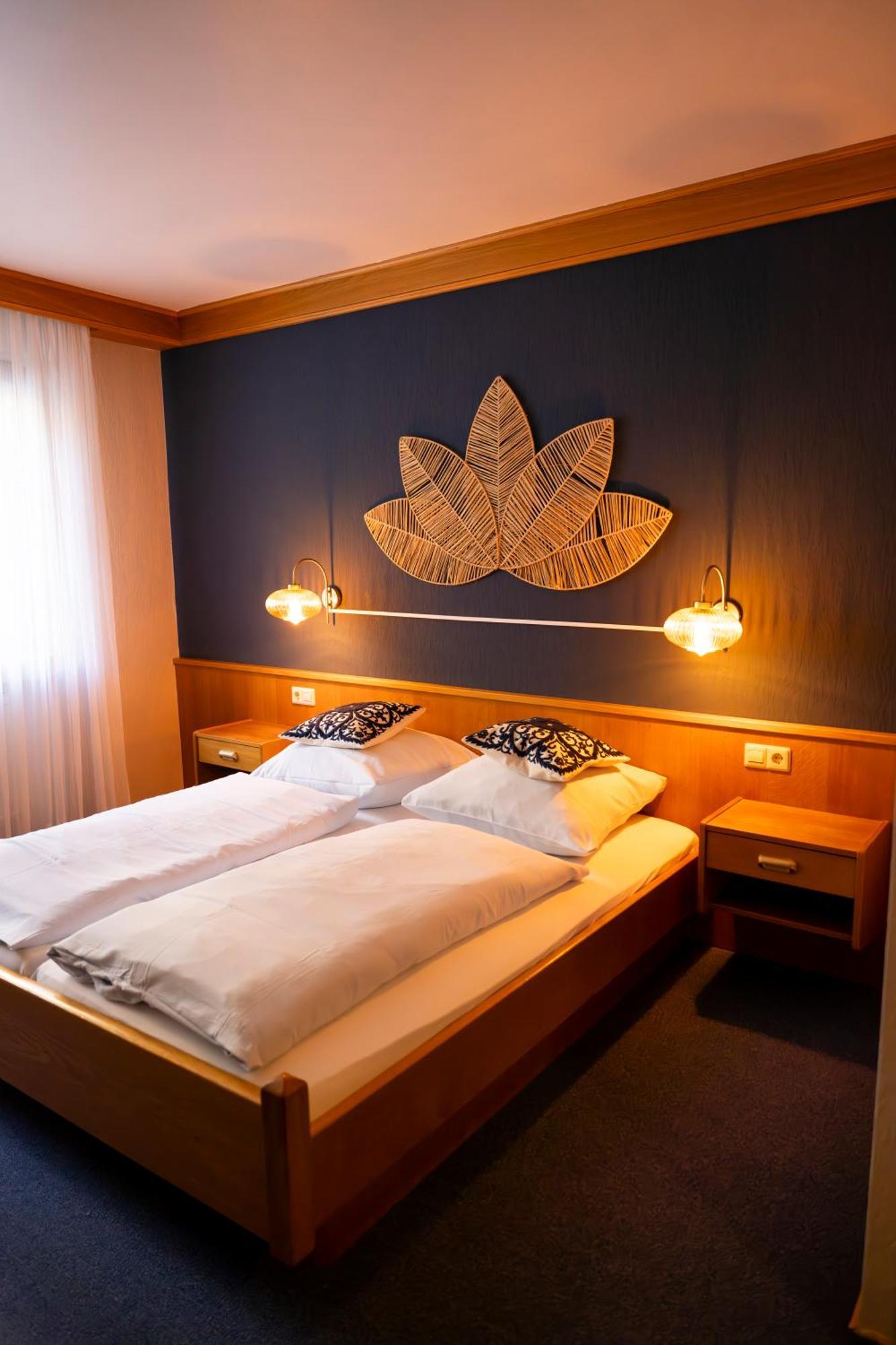 Hotel Guelser Weinstube Κόμπλεντς Εξωτερικό φωτογραφία