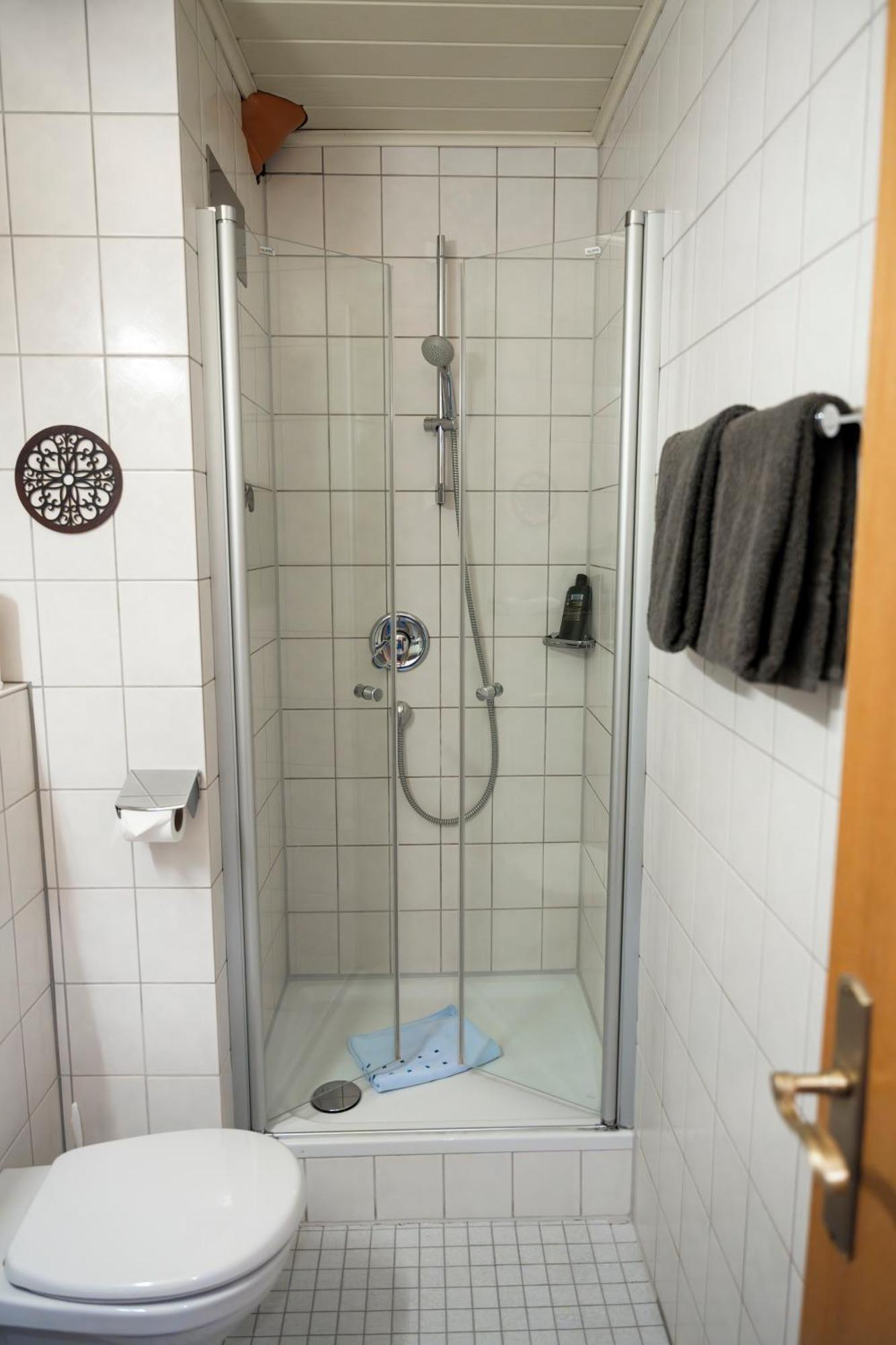 Hotel Guelser Weinstube Κόμπλεντς Εξωτερικό φωτογραφία